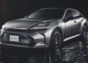 Toyota Crown Sedan Resmi Melenggang Di Jepang