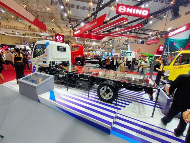 belum-meluncur,-truk-listrik-mitsubishi-ecanter-sudah-mulai-tarik-peminat