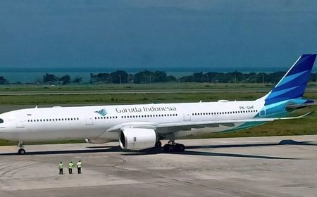imbas-foto-pose-3-jari-dengan-cawapres,-bos-garuda-panggil-pilot-dan-kopilot