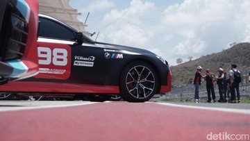 pertamina-ajak-pembeli-loyal-pertamax-turbo-geber-bmw-di-sirkuit-mandalika