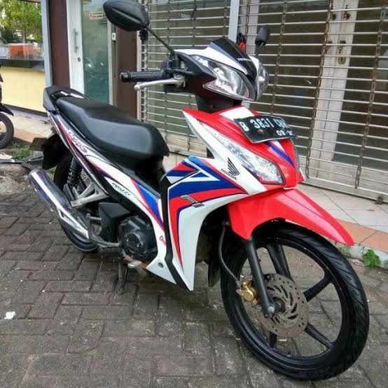 5-kekurangan-honda-blade-125-fi,-tampang-juara-tapi-performa-ala-kadarnya