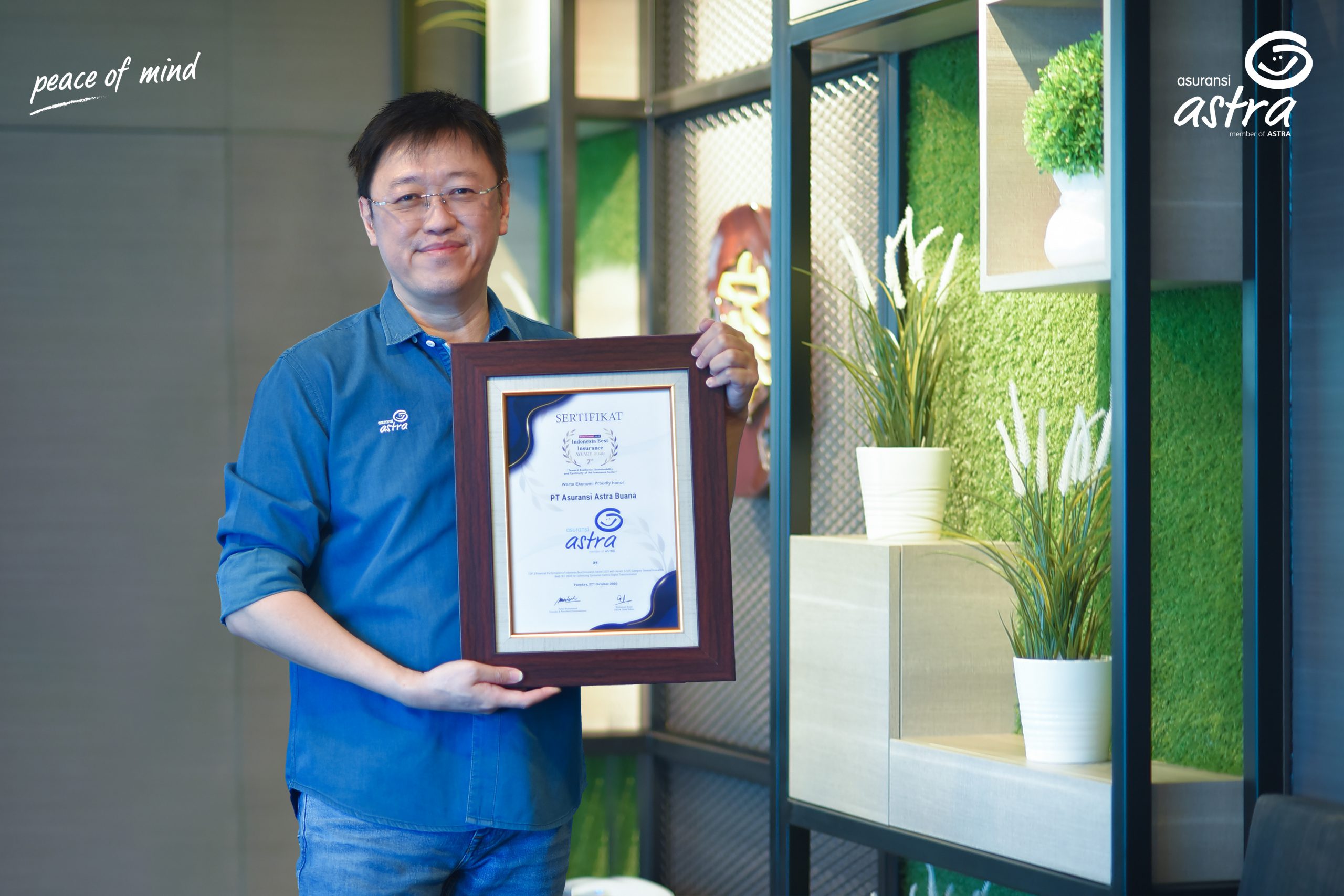 asuransi-astra-raih-dua-penghargaan-sekaligus-dalam-indonesia-best-insurance-award-2020  