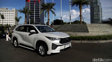 sudah-punya-mobil-hybrid,-orang-bakal-enggan-beli-mobil-listrik?