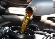 Berikut Harga Oli Mobil Terbaru di Bulan Januari 2023