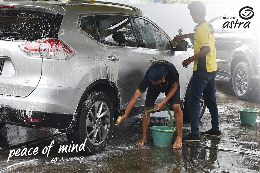 4-hal-penting-yang-perlu-diperhatikan-saat-mencuci-mobil-sendiri
