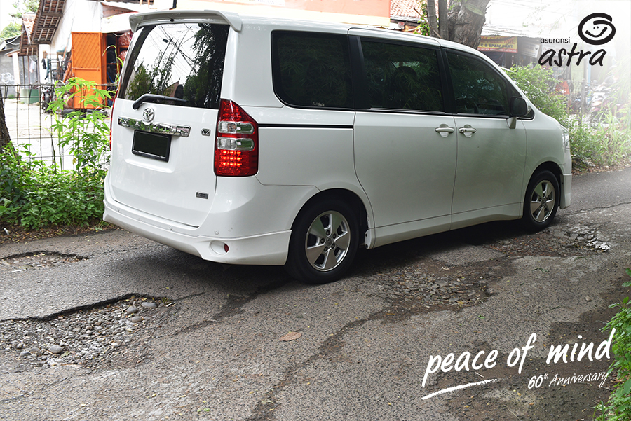 6-ciri-ciri-kaki-kaki-mobil-wajib-di-spooring-&-balancing