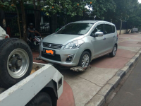 awas!-malam-tahun-baru-mobil-bisa-diderek-petugas