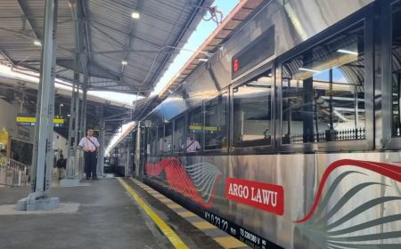 tiga-kereta-luxury-new-generation-dioperasikan,-kai:-minat-masyarakat-cukup-tinggi