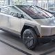 tesla-cybertruck-resmi-dikirim-ke-konsumen,-ada-varian-setara-hypercar-ferrari
