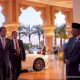 spesifikasi-mobil-putih-yang-jemput-jokowi-di-dubai