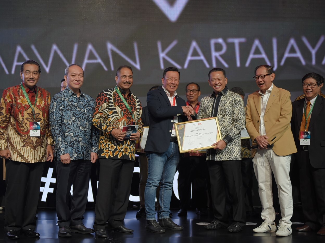 asuransi-astra-bawa-pulang-dua-penghargaan-dalam-gelaran-markplus-conference-2020