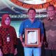 sebagai-kado-manis-di-usia-ke-63,-asuransi-astra-raih-indonesia-best-insurance-award-&-top-ceo-2019