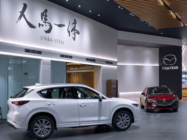 2024,-mazda-ingin-jual-6.000-mobil-ke-kalangan-kelas-menengah-atas-indonesia