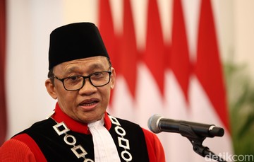 intip-isi-garasi-hakim-mk-baru-ridwan-mansyur,-cuma-punya-mobil-semata-wayang
