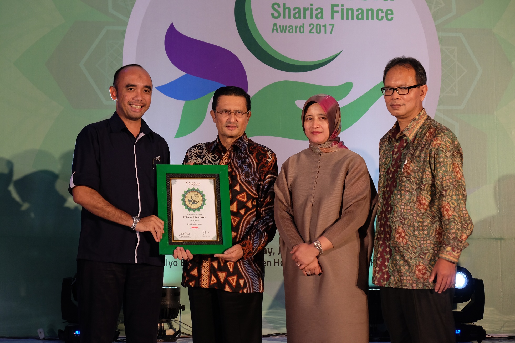 asuransi-astra-syariah-sabet-2-penghargaan-bergengsi