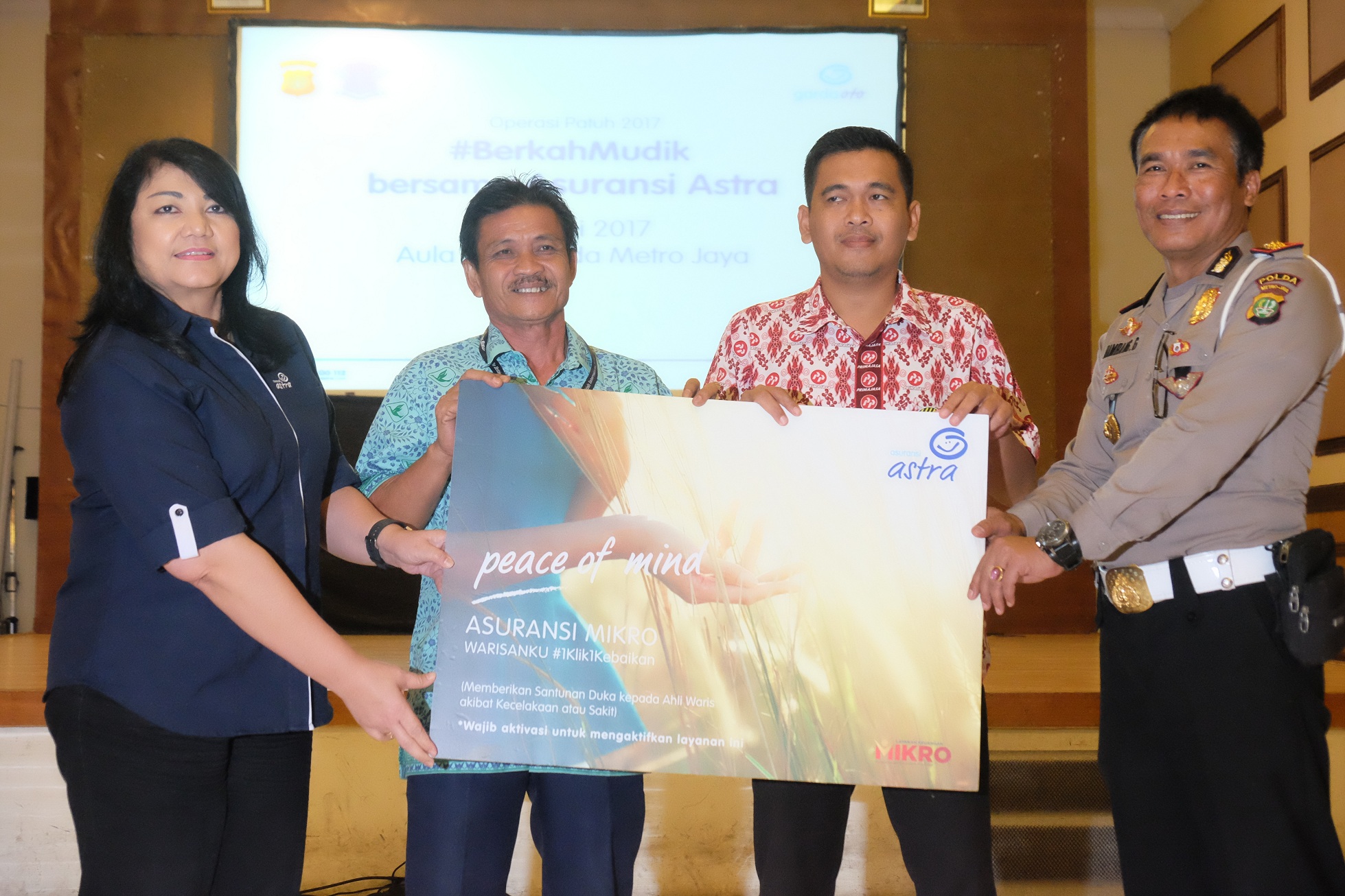 #berkahmudik-asuransi-astra-siapkan-100-miliar-rupiah-untuk-lindungi-ribuan-sopir-bus