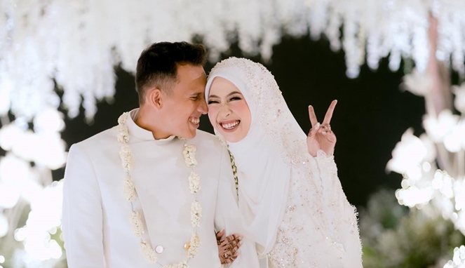 penuh-haru,-ini-3-fakta-pernikahan-adiba-khanza-az-zahra-dan-egy-maulana-vikri