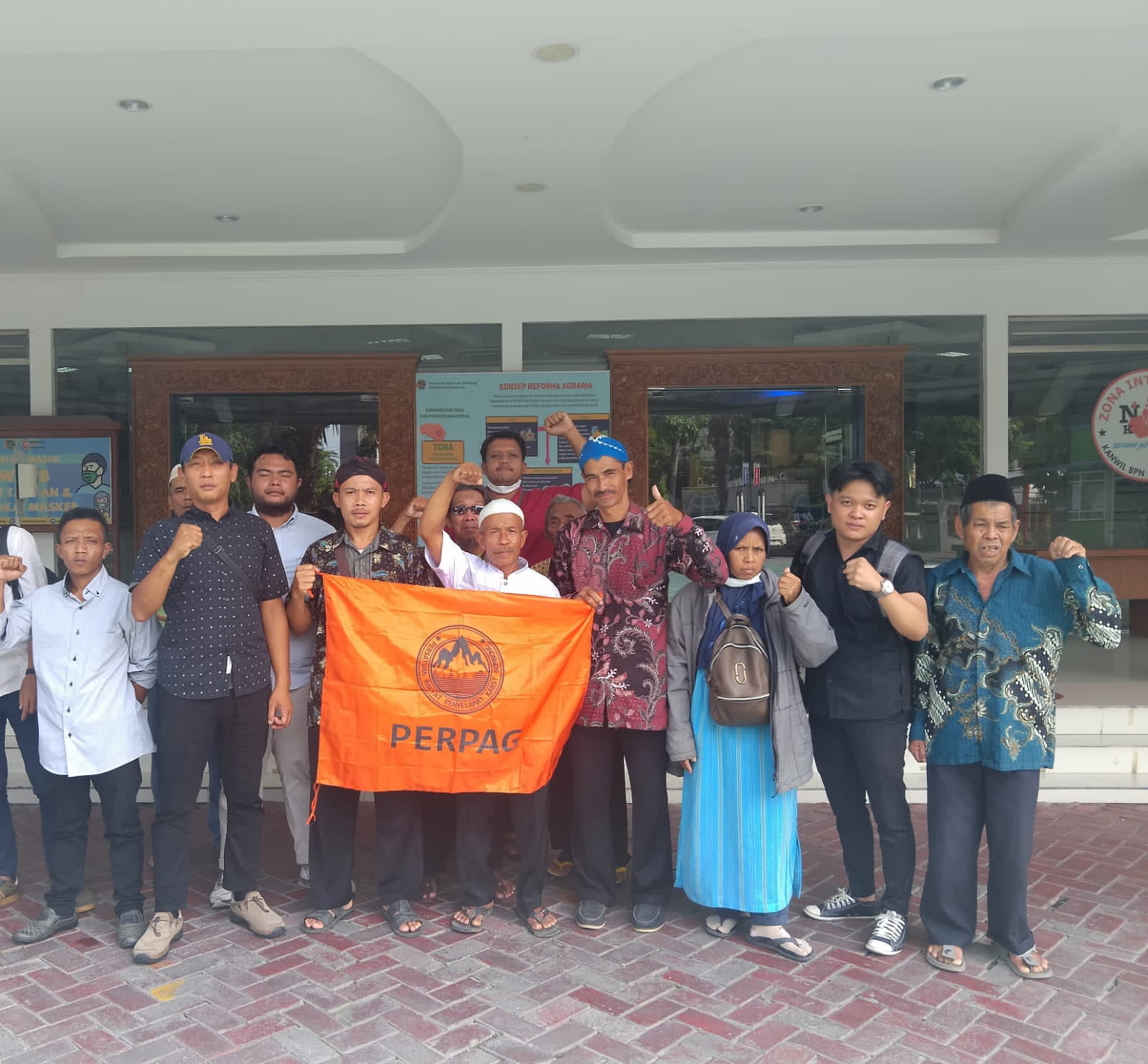 tuntut-hgb-pt-semen-gombong-dicabut,-warga-sikayu-lakukan-audiensi-ke-bpn-jateng