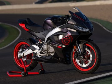 harga-aprilia-rs-457-diumumkan,-cuma-rp-76-jutaan