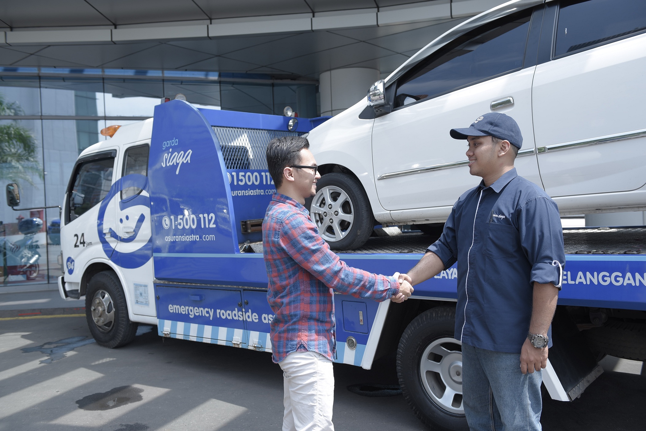 tetap-tenang-meski-banjir-menggenang