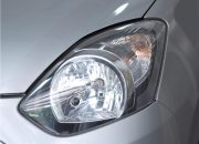 7 Tips Membersihkan dan Merawat Lampu Mobil yang Buram