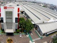 skandal-uji-keselamatan,-daihatsu-hentikan-produksi-dan-pengiriman-semua-kendaraan