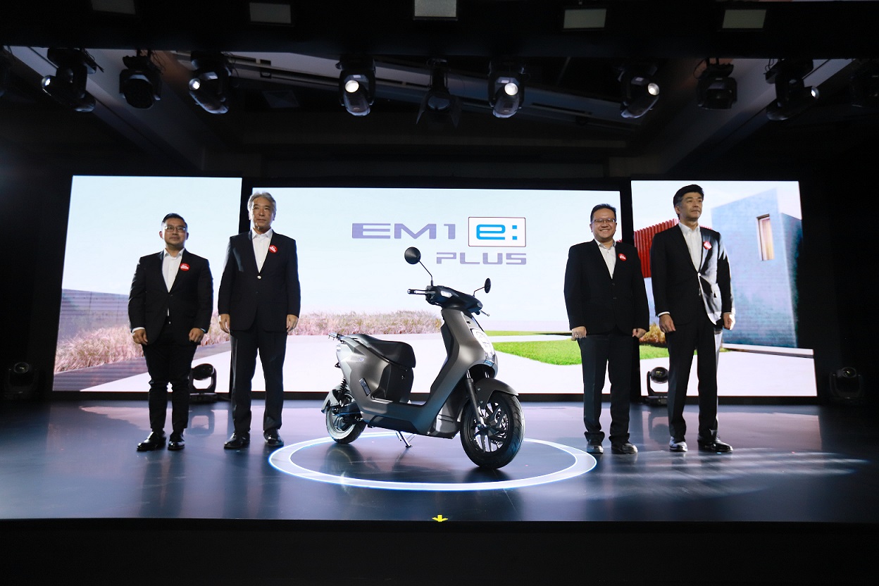 harga-terbaru-honda-em1-e:-33-jeti-dan-em1-e:-plus-33,5-jeti-otr-jakarta-gans