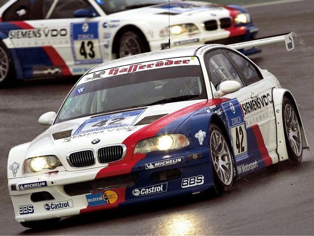 bmw-m3-gtr,-mobil-edisi-terbatas-yang-makin-terkenal-karena-game-‘need-for-speed’