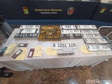 pelat-nomor-palsu-kode-‘zz’-banyak-dibeli-orang-kaya,-biar-aman-di-jalan