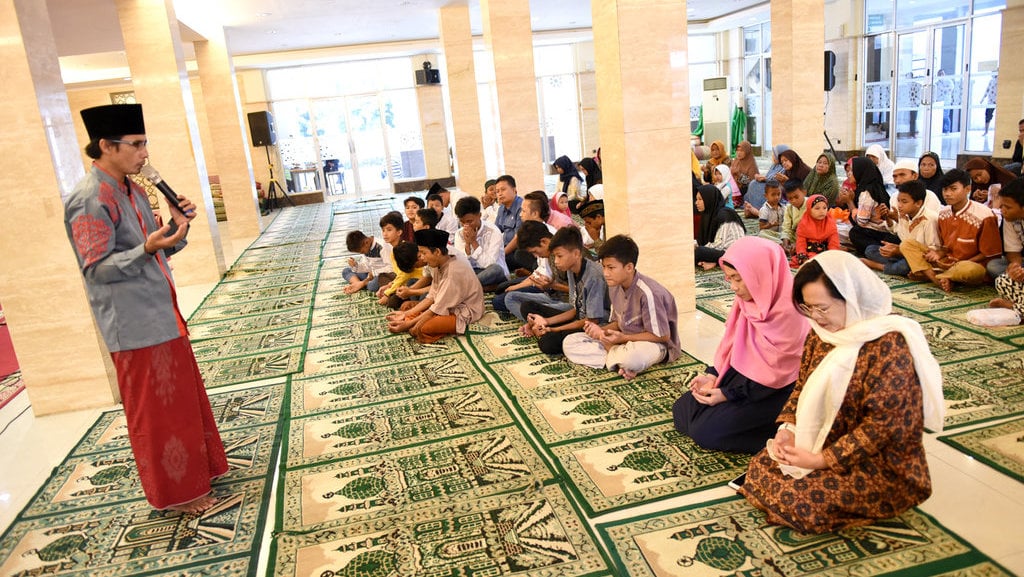 20-ide-tema-pengajian-akhir-tahun-2023-dan-manfaatnya