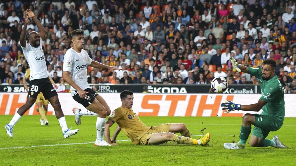 prediksi-valencia-vs-villarreal-laliga-2023-24,-skor-h2h,-live