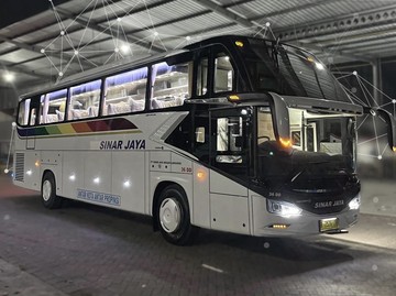 bus-baru-po-sinar-jaya-hadir-dengan-sasis-mercy-dan-bodi-tentrem
