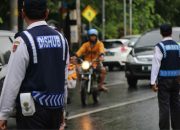 Viral Petugas Dishub Setop Mobil Pribadi, Apa Sebenarnya Wewenang Petugas Dishub di Jalan Raya?