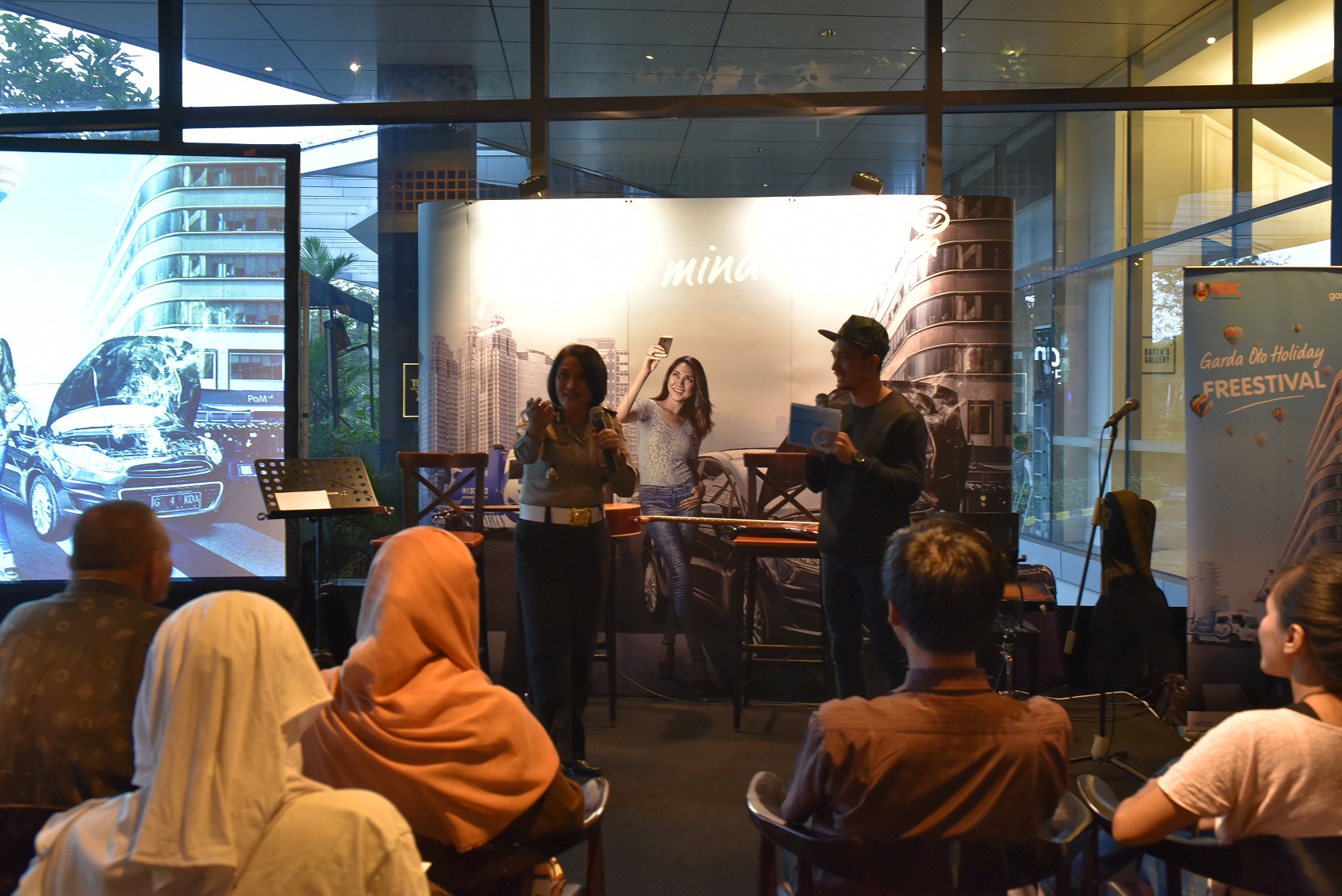 garda-oto-holiday-freestival-bersama-blogger-dan-komunitas-mobil