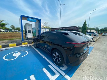 pentingnya-rencana-perjalanan-saat-road-trip-pakai-mobil-listrik