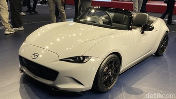 wujud-mazda-miata-yang-tak-bisa-digunakan-orang-dewasa