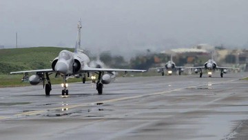 tentang-pembelian-jet-tempur-bekas:-ditunda-dibahas-saat-debat-capres