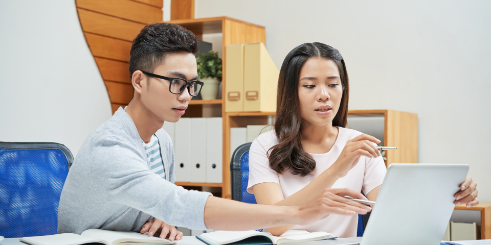 bukan-cuma-tren,-saatnya-intervensi-mansplaining-di-tempat-kerja