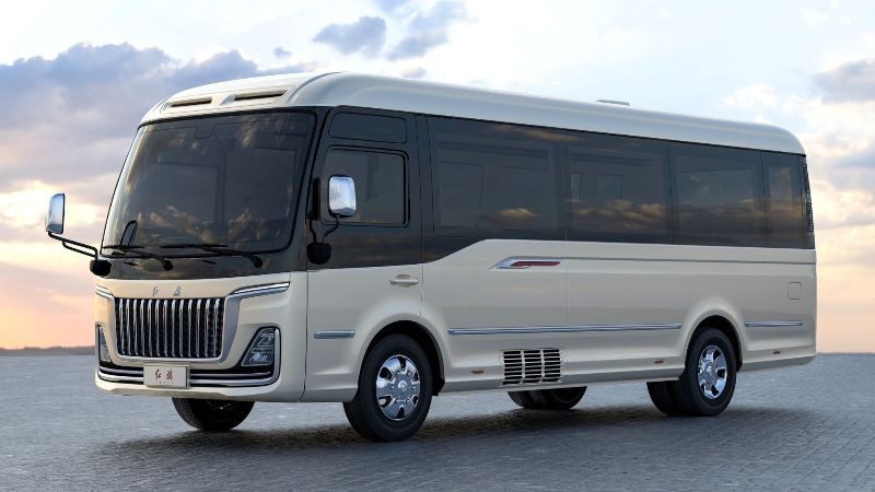 hongqi-guoyue-dari-cina-siap-tantang-isuzu-elf-nqr-bus