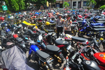 700-motor-knalpot-brong-di-kudus-disita-polisi