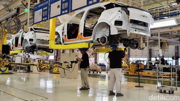 tak-semua-dapat!-ini-syarat-mobil-listrik-bebas-biaya-impor