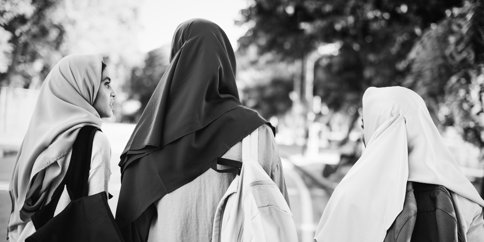 kami-beragama-kristen,-tapi-sekolah-wajibkan-anak-perempuanku-berjilbab