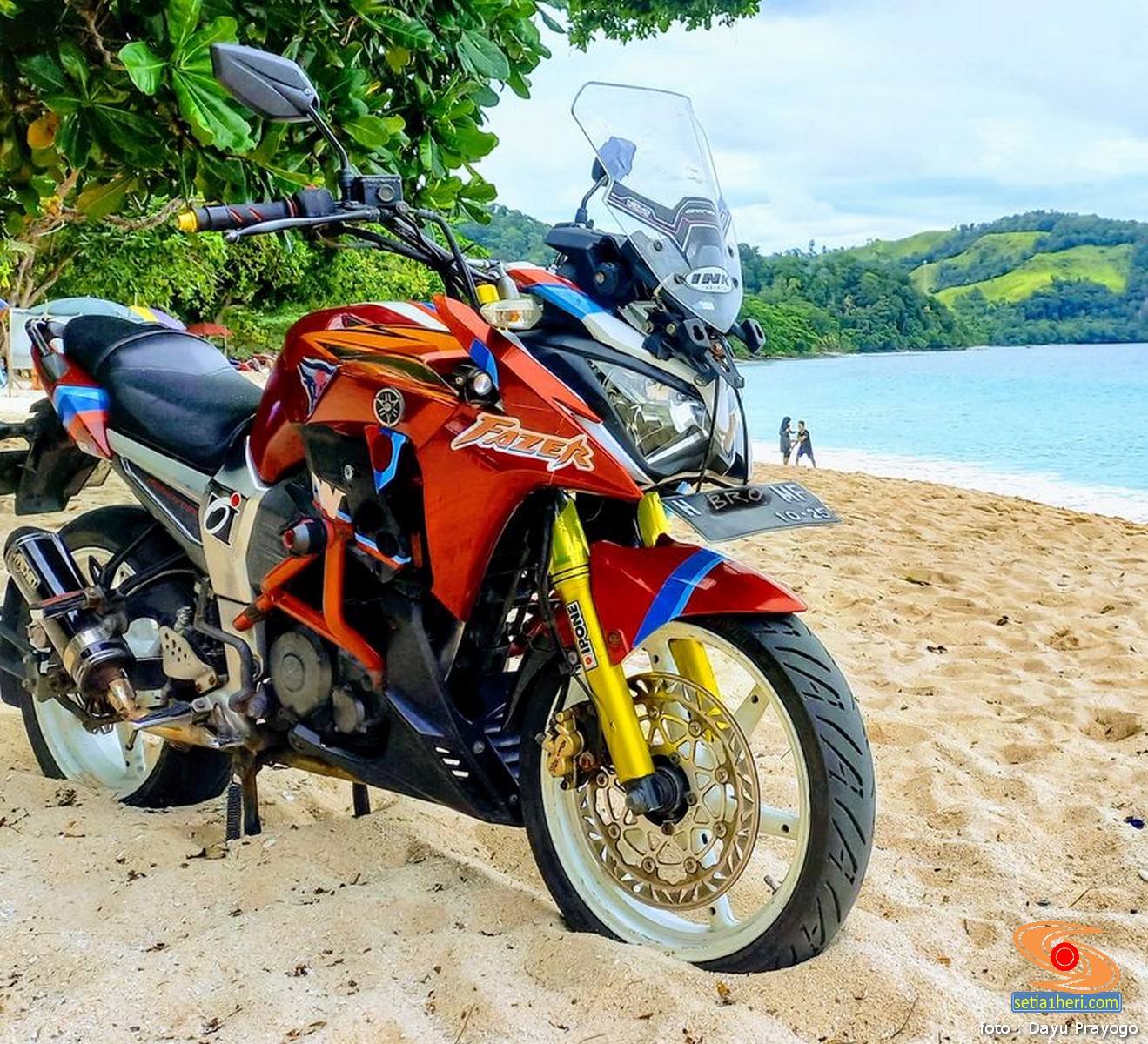 modif-yamaha-byson-jadi-yamaha-fazer-pakai-headlamp-z250