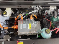 mobil-elektrik-identik-dengan-kabel-orange.-ini-sebabnya