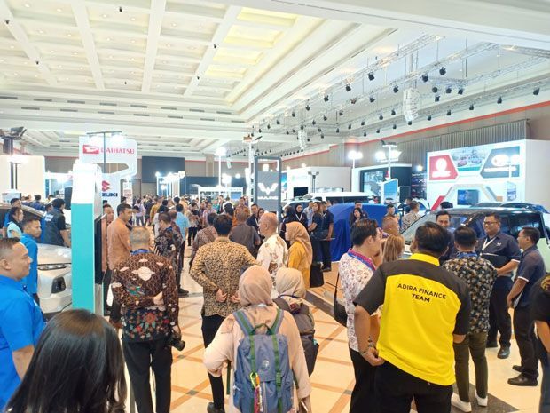 waduh,-penjualan-mobil-di-indonesia-pada-2023-enggak-sampai-1-juta-unit