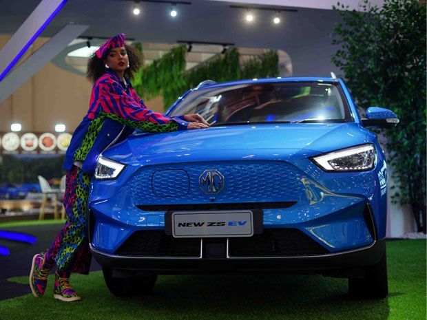harga-mg-zs-ev-dan-mg4-ev-rakitan-indonesia-rp400-jutaan!-cukup-menggoda?