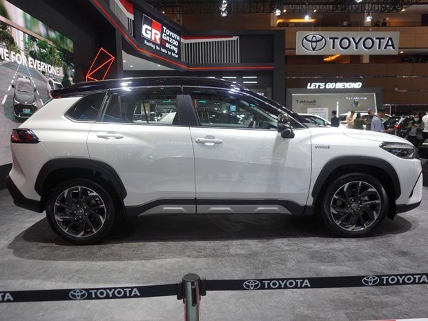 orang-indonesia-makin-banyak-beli-mobil-listrik-pada-2023,-pertumbuhannya-pesat!