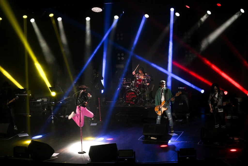 dukung-ganjar-mahfud,-abdee-slank-mundur-dari-komisaris-bumn