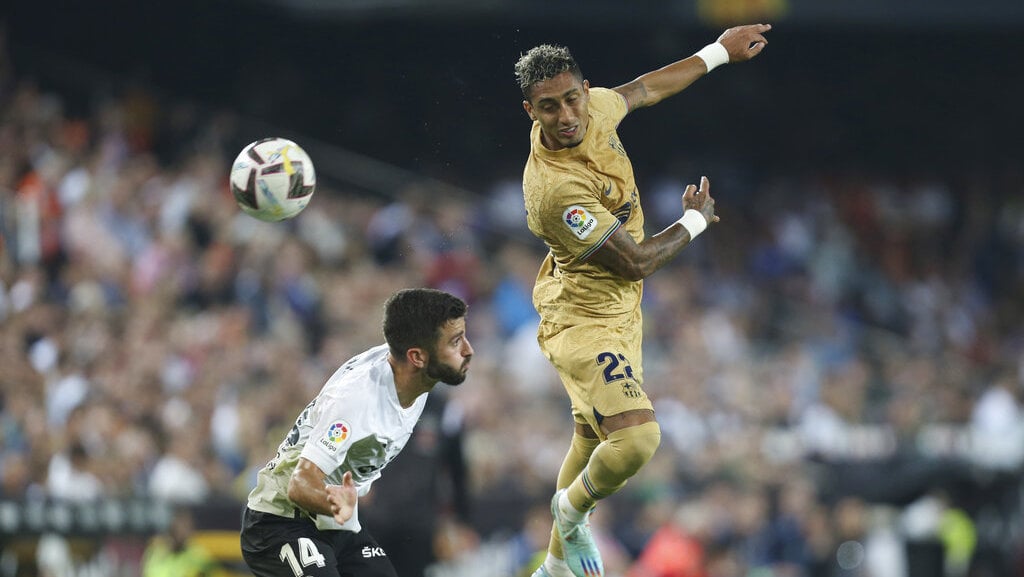 prediksi-real-betis-vs-barcelona-laliga-2023-24,-skor-h2h,-live