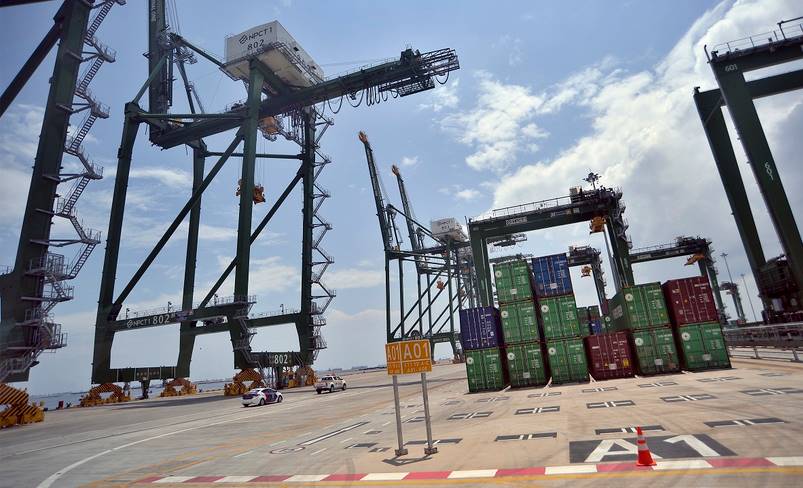 logistik-ikut-goyang,-gara-–-gara-ekspor-impor-turun